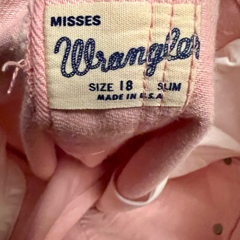 Wrangler Women's High Rise Jeans - Pink